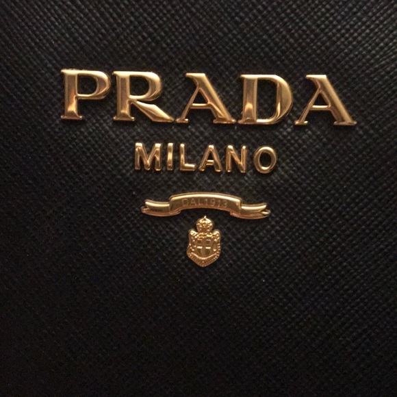 Prada - Large Saffiano Leather bag - Picture 9 of 14